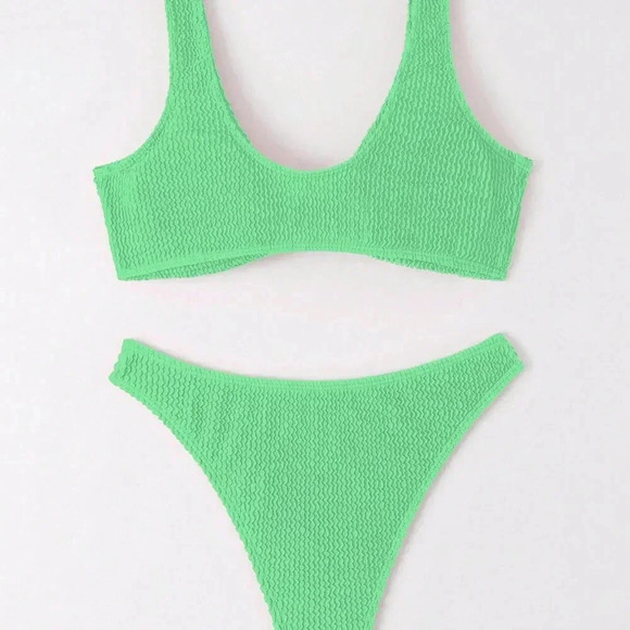 Green Sexy Women's Ruched Texture Twist Front Bikini Set - Picture 6 of 6